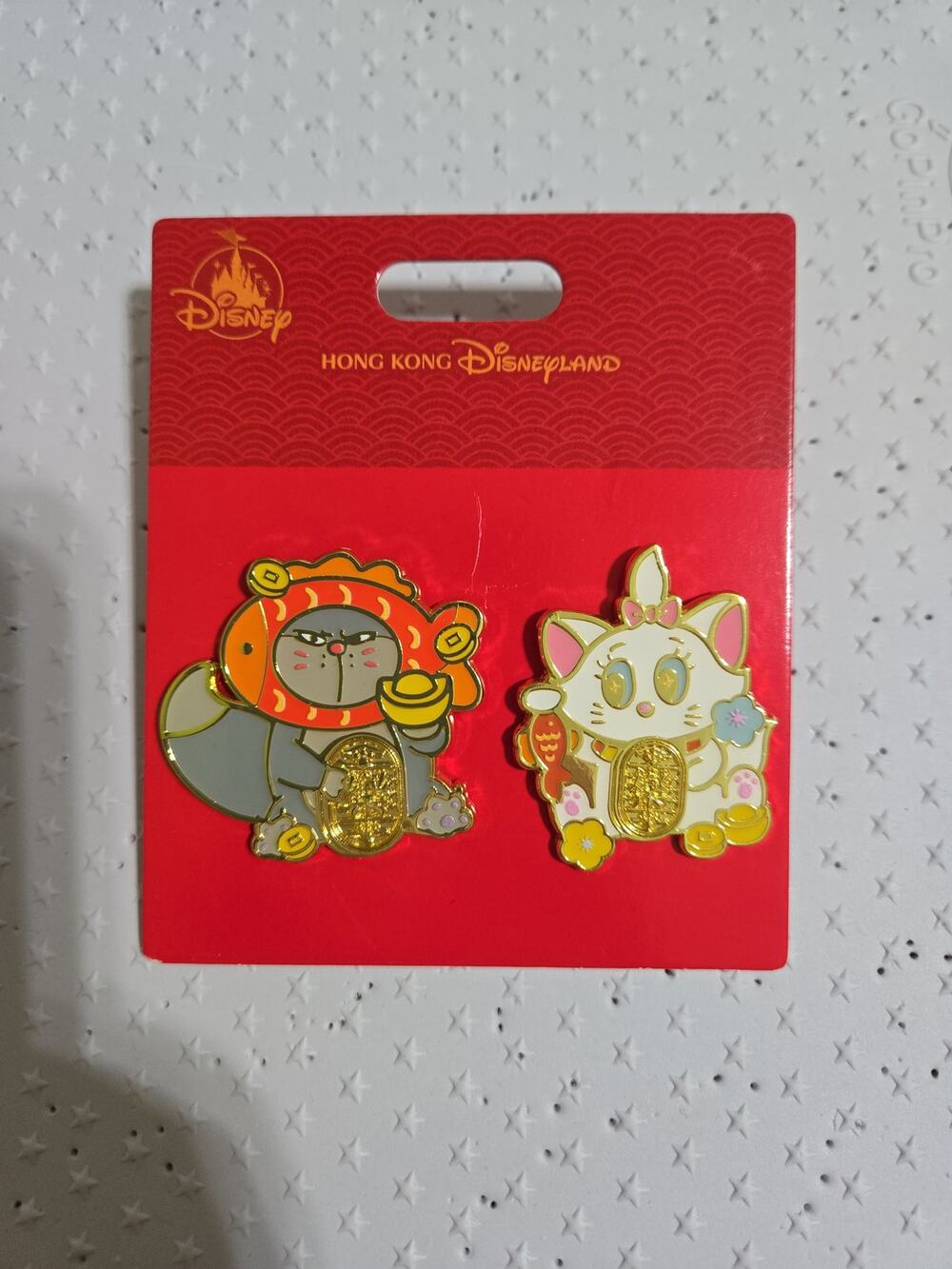 Hong Kong Disneyland Marie Lucifer Pin Badge Limited Collectible